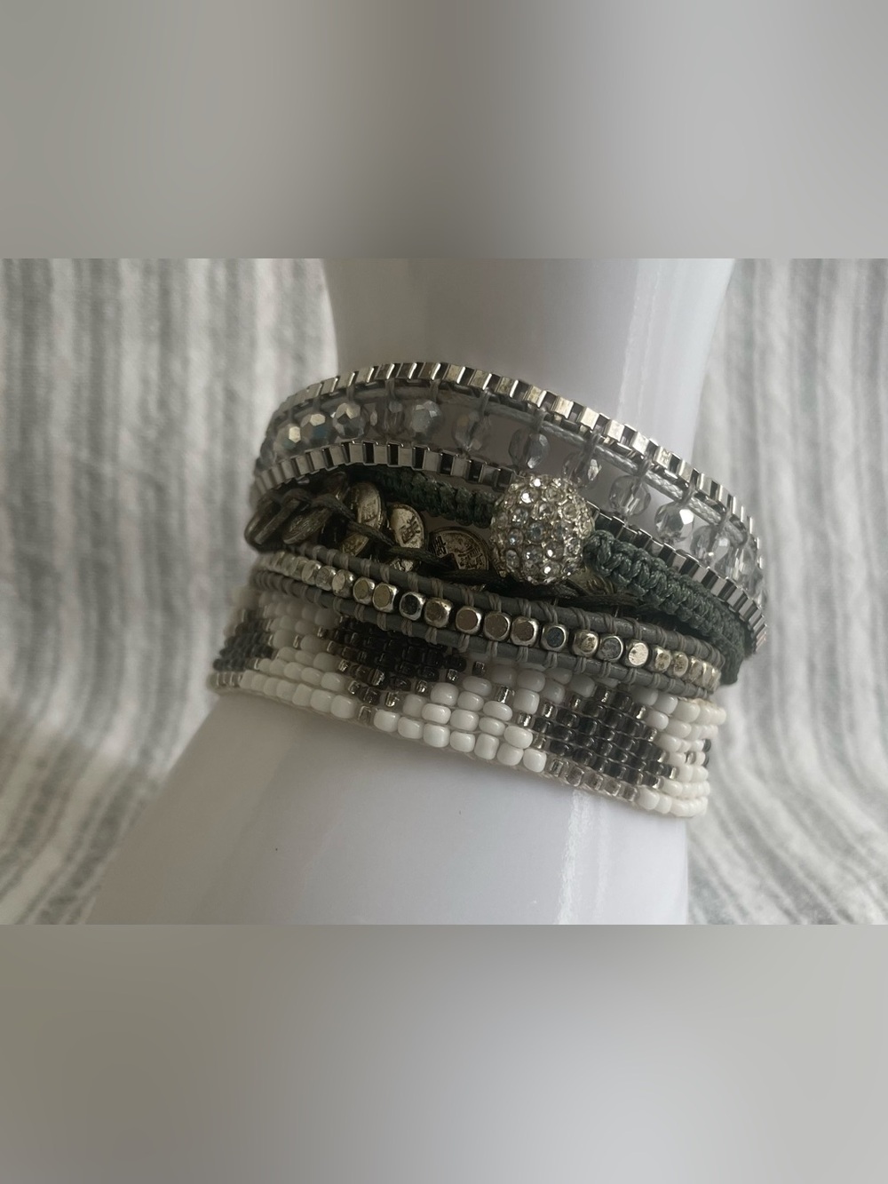 VICTORIA EMERSON Multi-Strand Boho Bracelet Silver Tone Magnetic Clasp #724